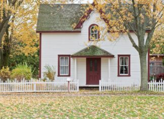Metal vs Wood Siding: Know The Differences Before Making A Purchase